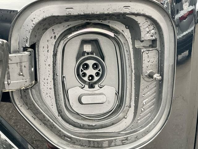 2025 GMC HUMMER EV SUV 2X