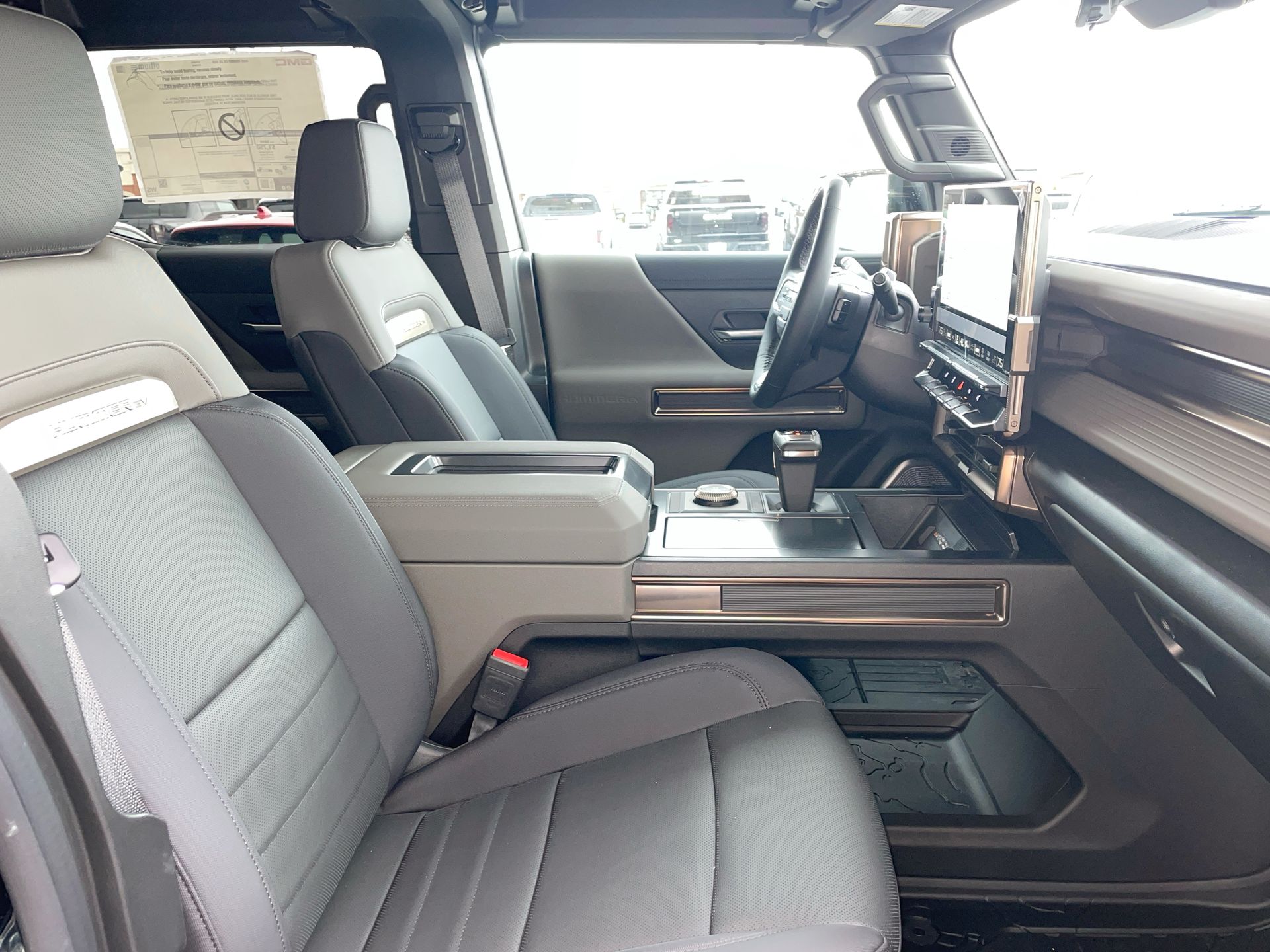 2025 GMC HUMMER EV SUV 2X