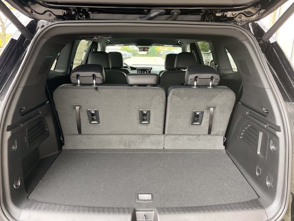 2027 GMC Acadia Elevation