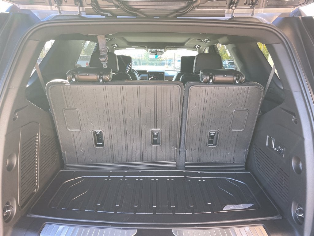 2027 GMC Yukon Denali Ultimate