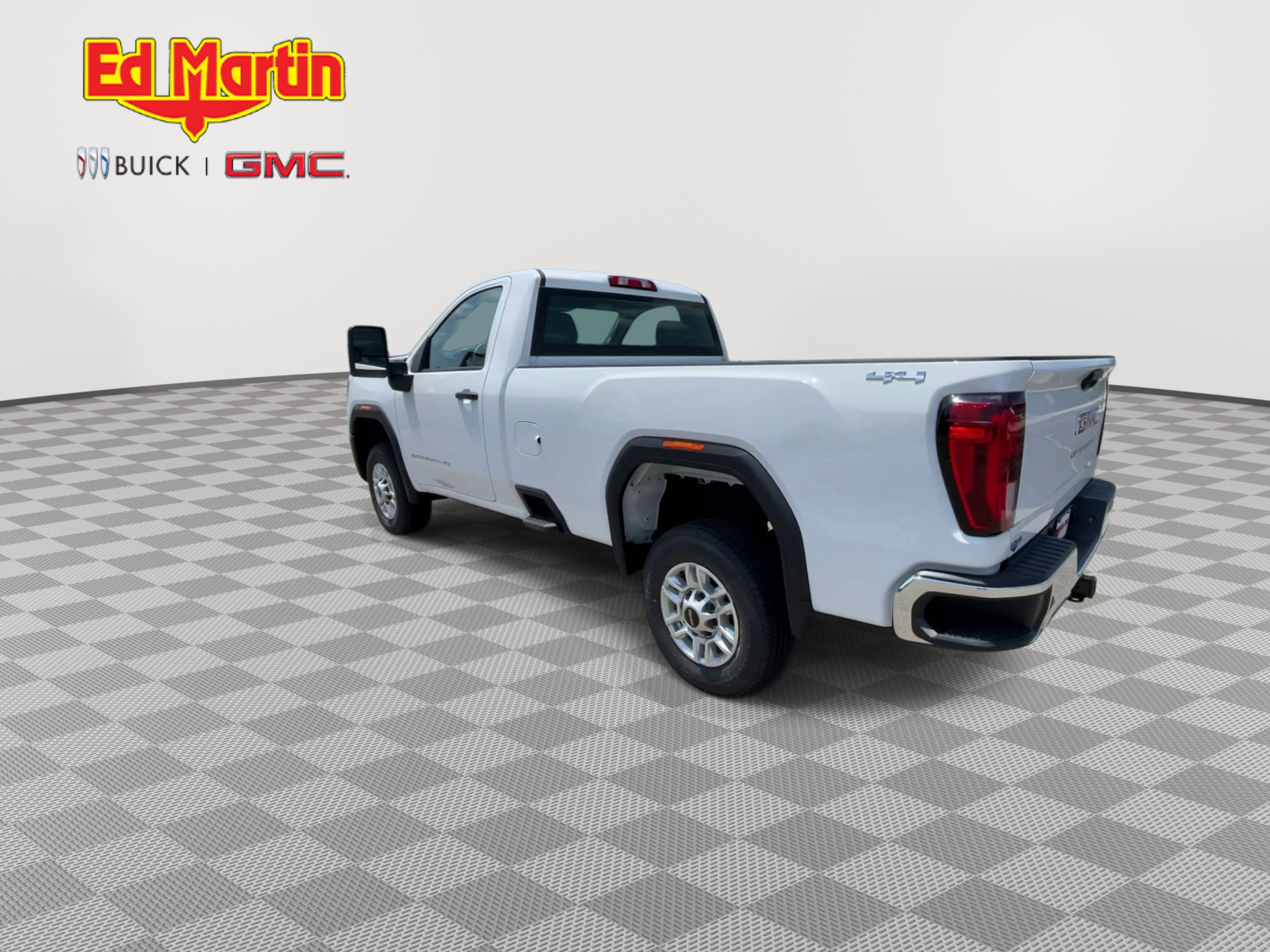 2025 GMC Sierra 2500 HD Pro