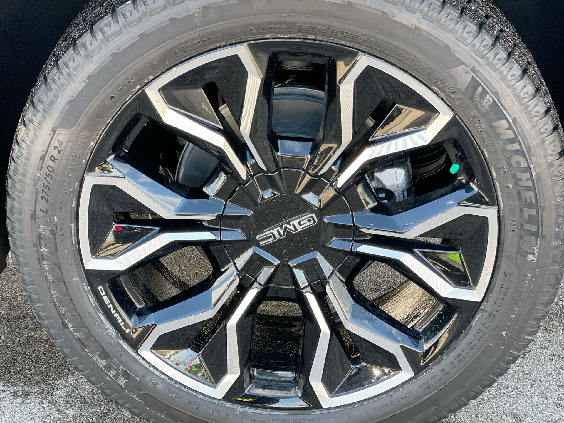 2025 GMC Sierra EV Max Range Denali