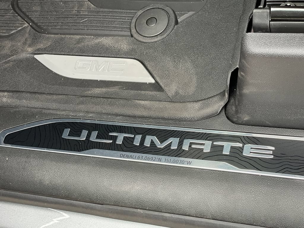 2026 GMC Sierra 3500 HD Denali Ultimate DRW