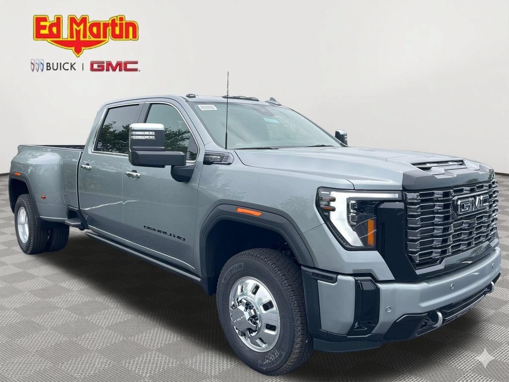 2026 GMC Sierra 3500 HD Denali Ultimate DRW