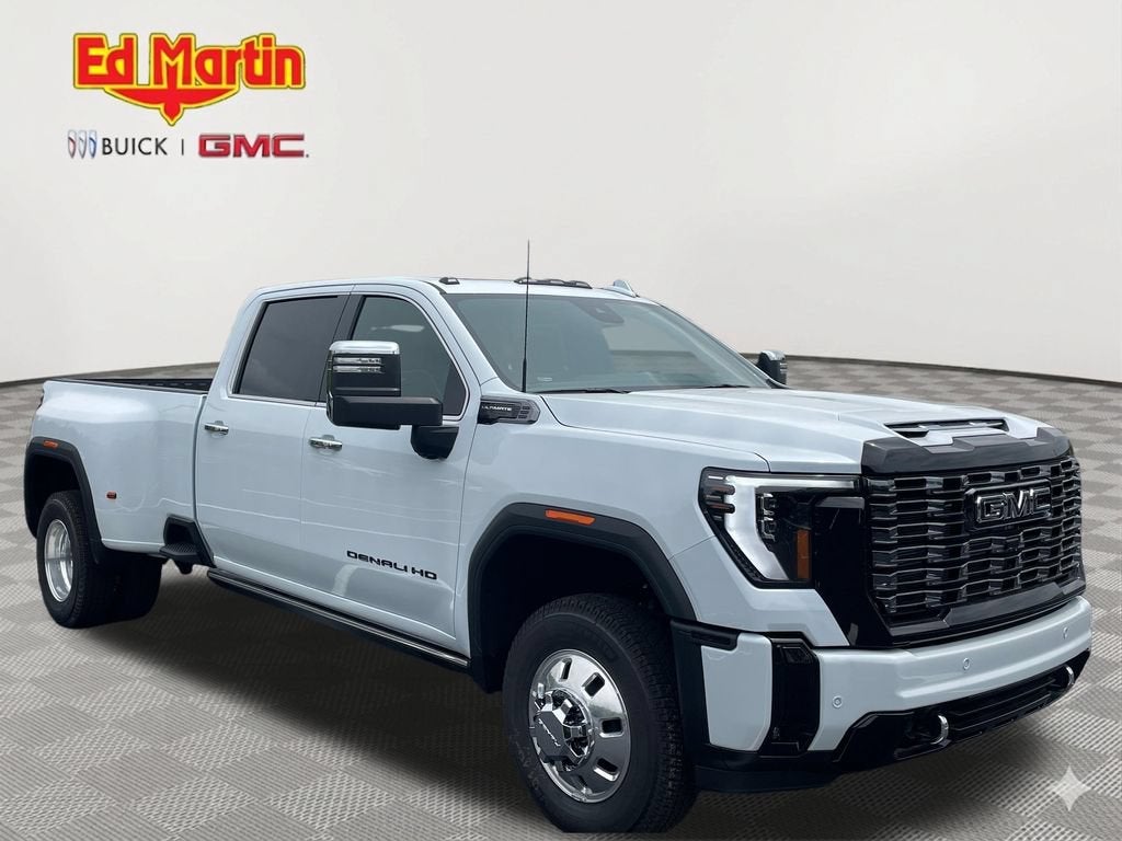 2026 GMC Sierra 3500 HD Denali Ultimate DRW