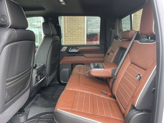 2026 GMC Sierra 3500 HD Denali Ultimate DRW