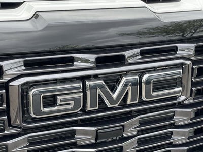 2026 GMC Sierra 3500 HD Denali Ultimate DRW