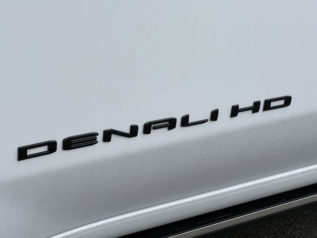 2026 GMC Sierra 3500 HD Denali Ultimate DRW
