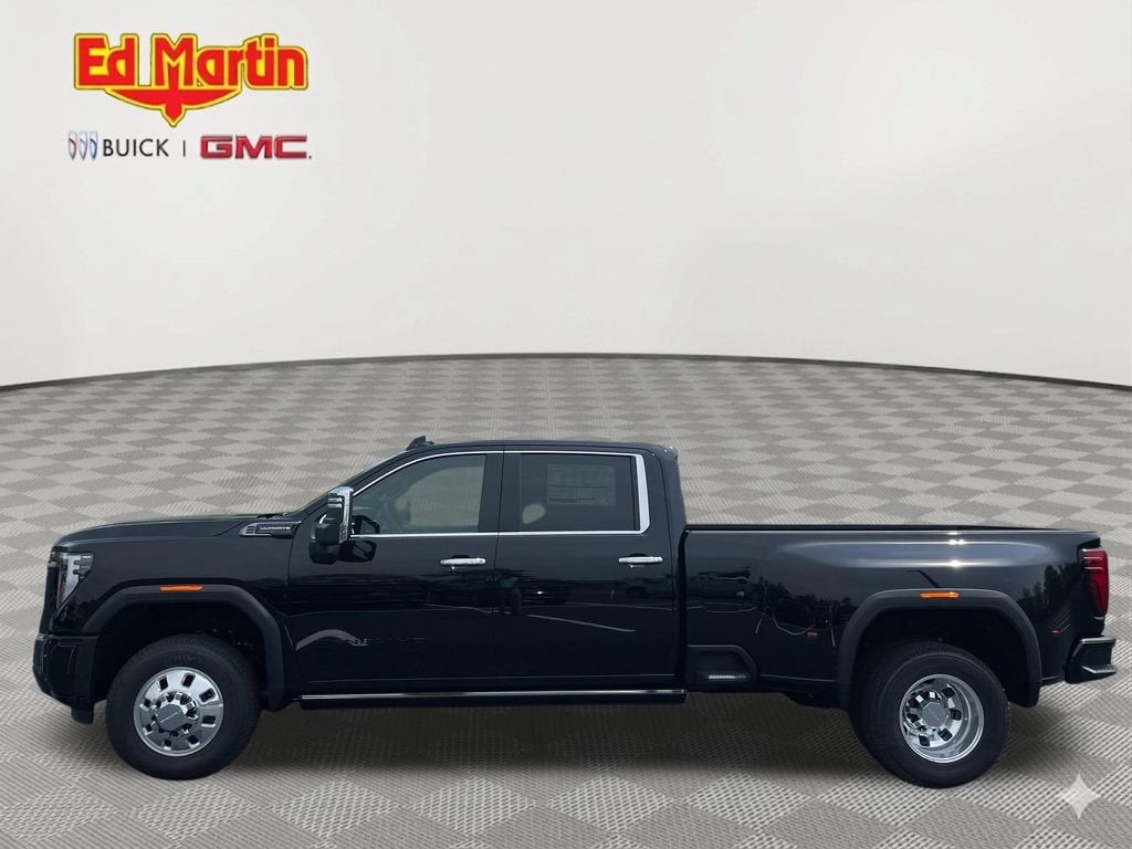 2026 GMC Sierra 3500 HD Denali Ultimate DRW