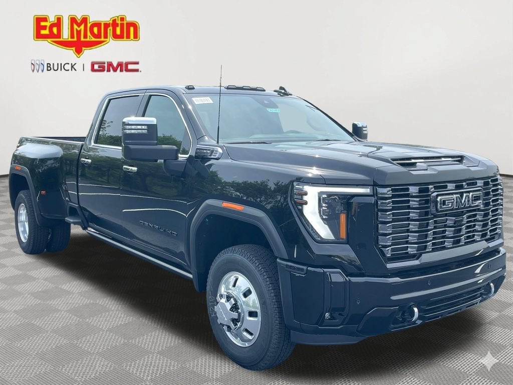 2026 GMC Sierra 3500 HD Denali Ultimate DRW