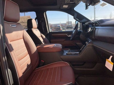 2026 GMC Sierra 3500 HD Denali Ultimate DRW