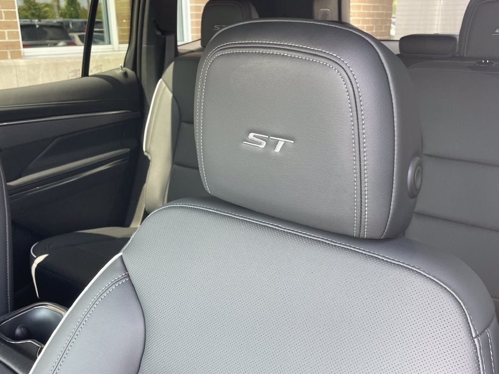 2027 Buick Enclave Sport Touring