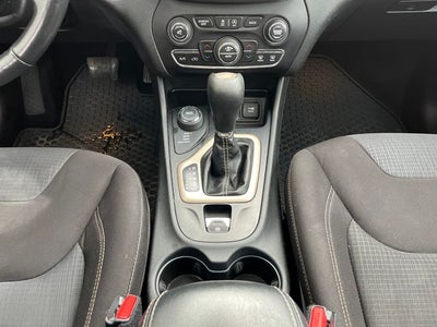 2016 Jeep Cherokee Altitude