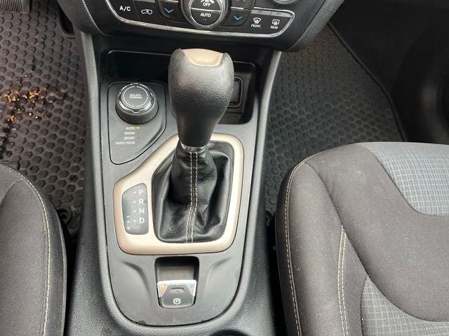 2016 Jeep Cherokee Altitude
