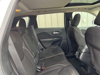 2016 Jeep Cherokee Altitude
