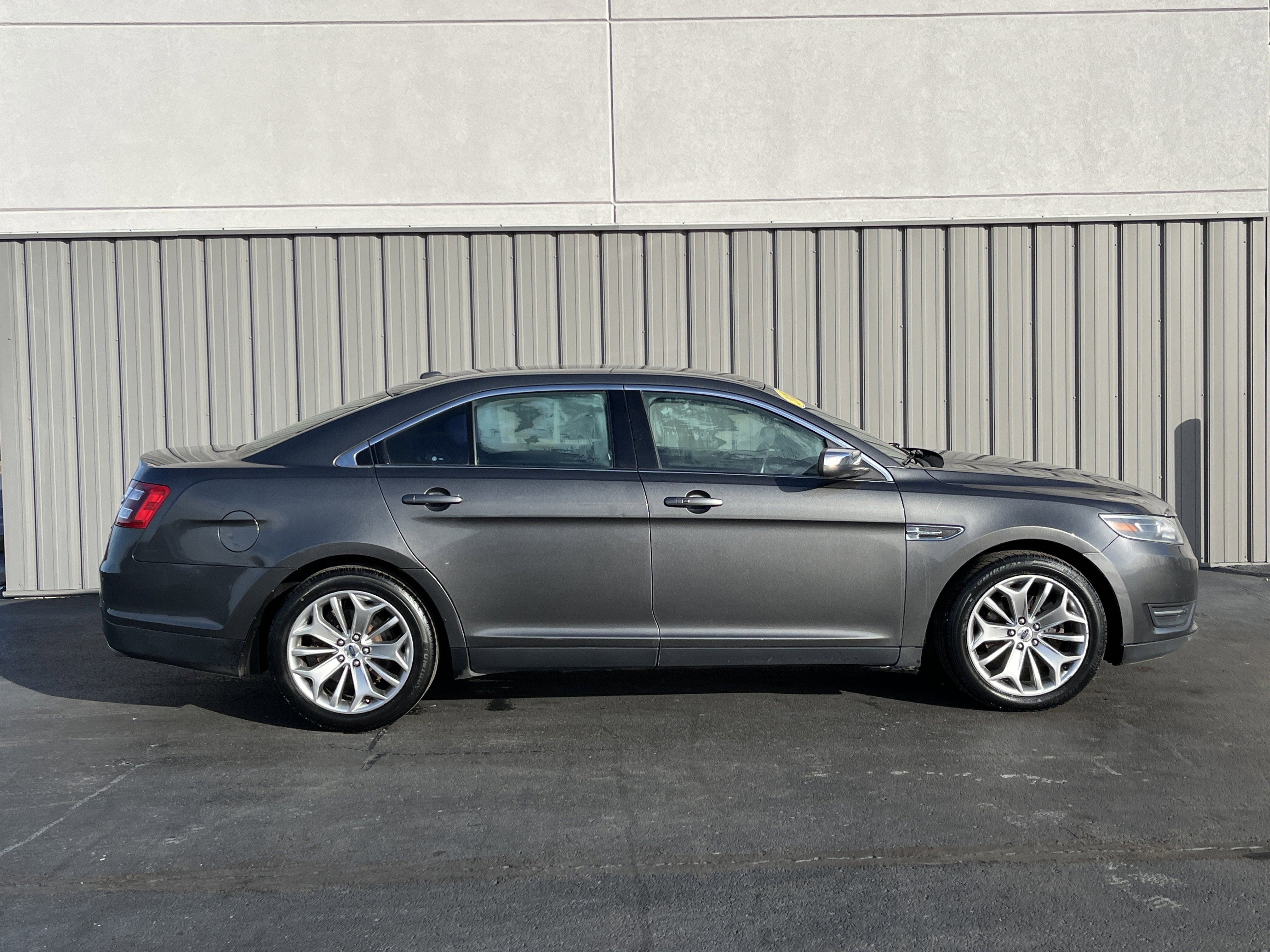 2015 Ford Taurus Limited