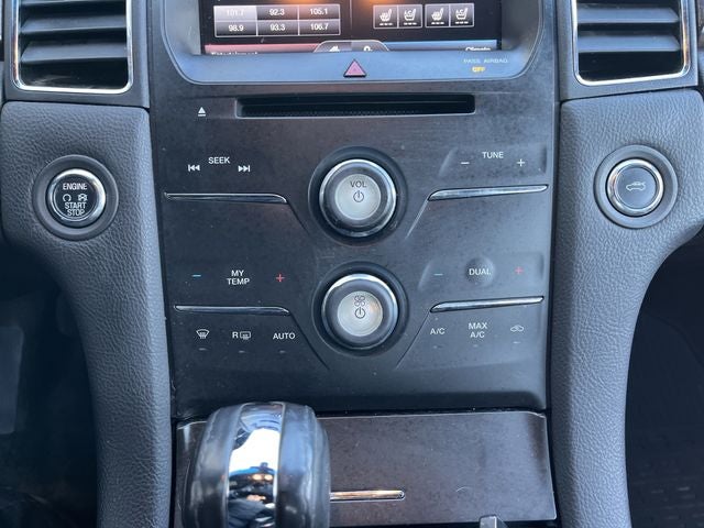 2015 Ford Taurus Limited