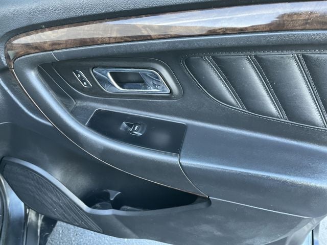 2015 Ford Taurus Limited