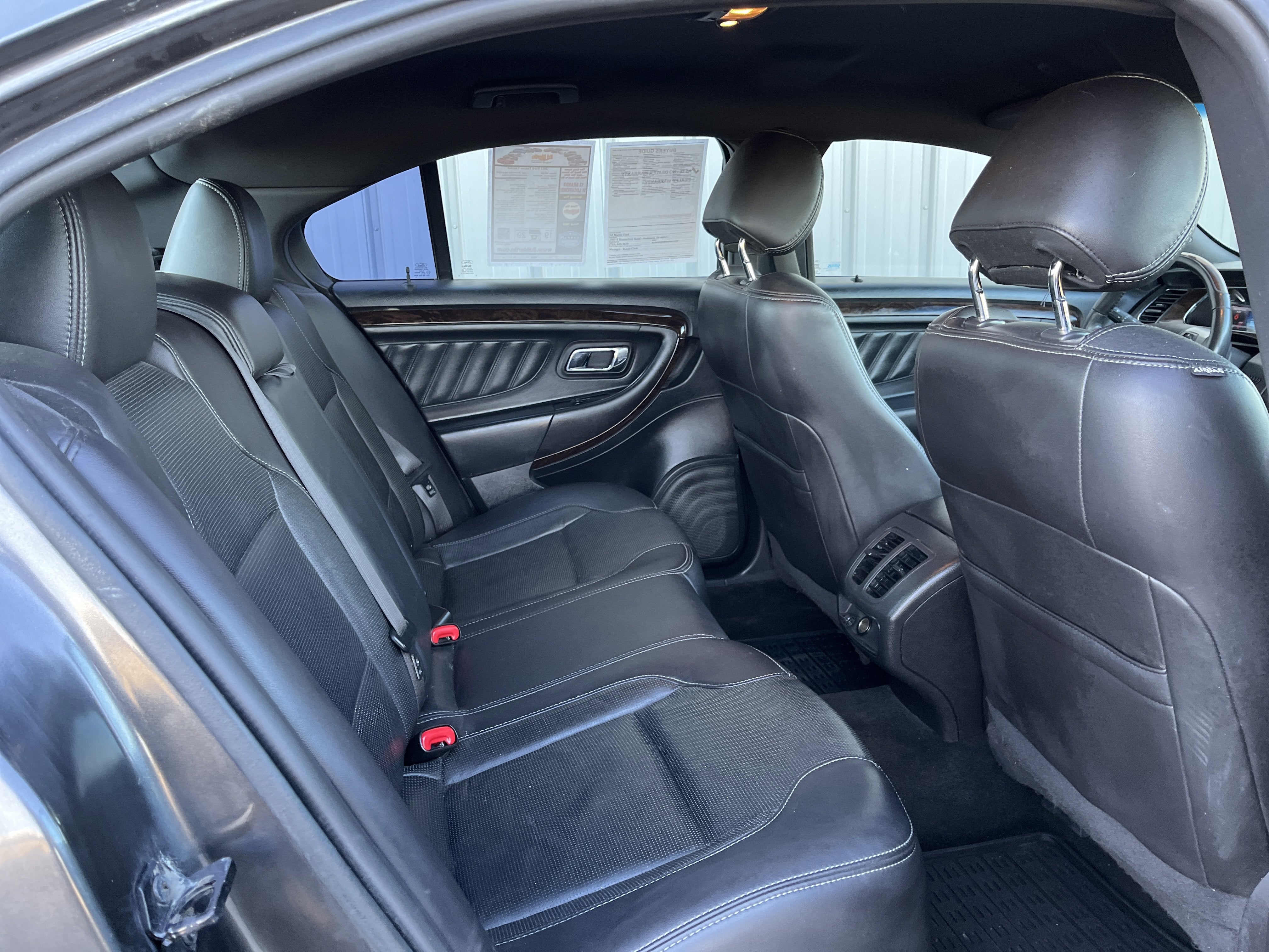 2015 Ford Taurus Limited