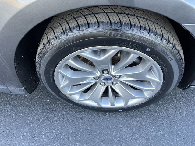 2015 Ford Taurus Limited