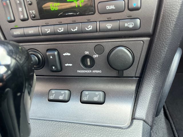 2003 Ford Thunderbird Base