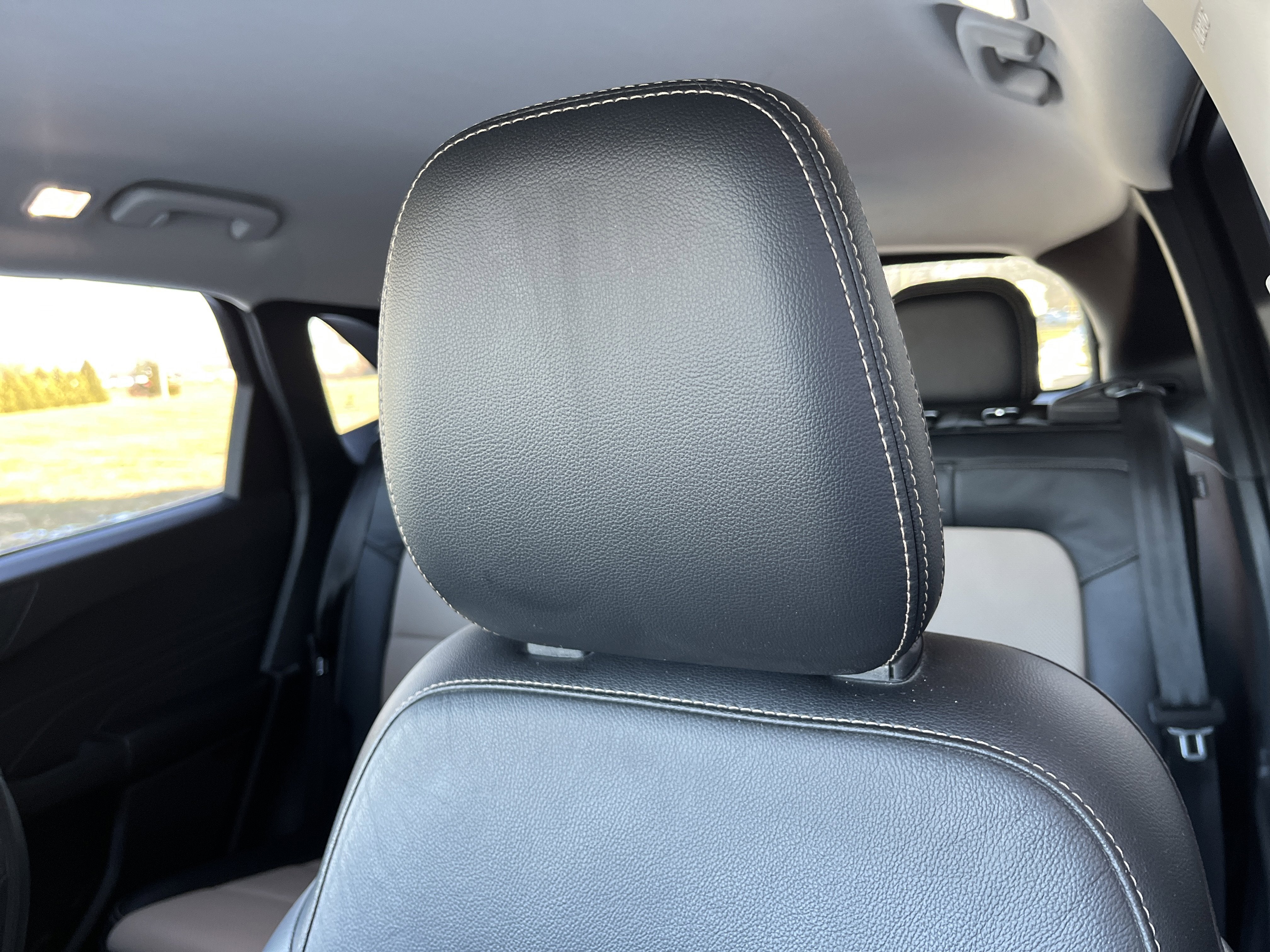 2022 Ford Escape Titanium Hybrid