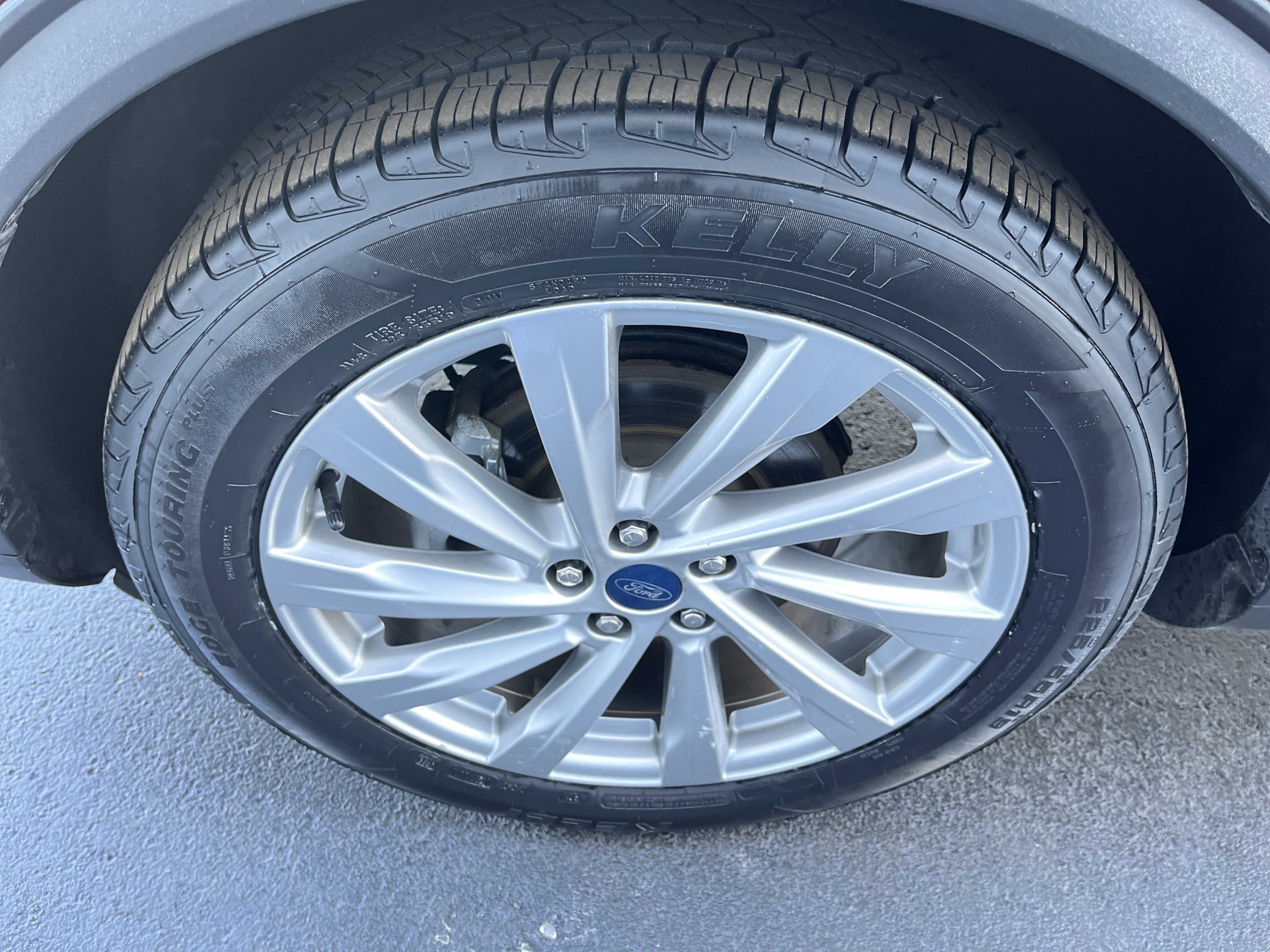 2022 Ford Escape Titanium Hybrid