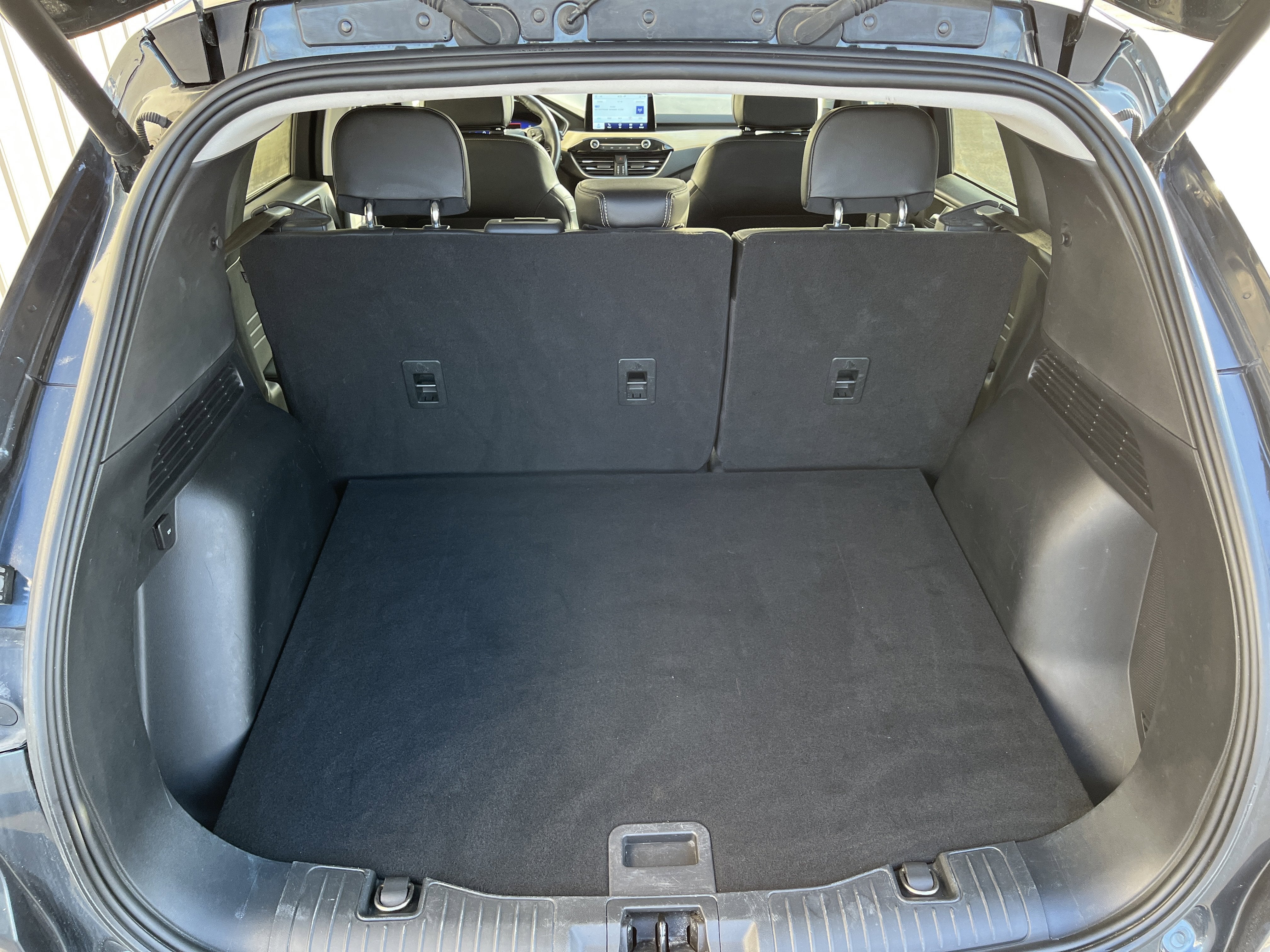 2022 Ford Escape Titanium Hybrid