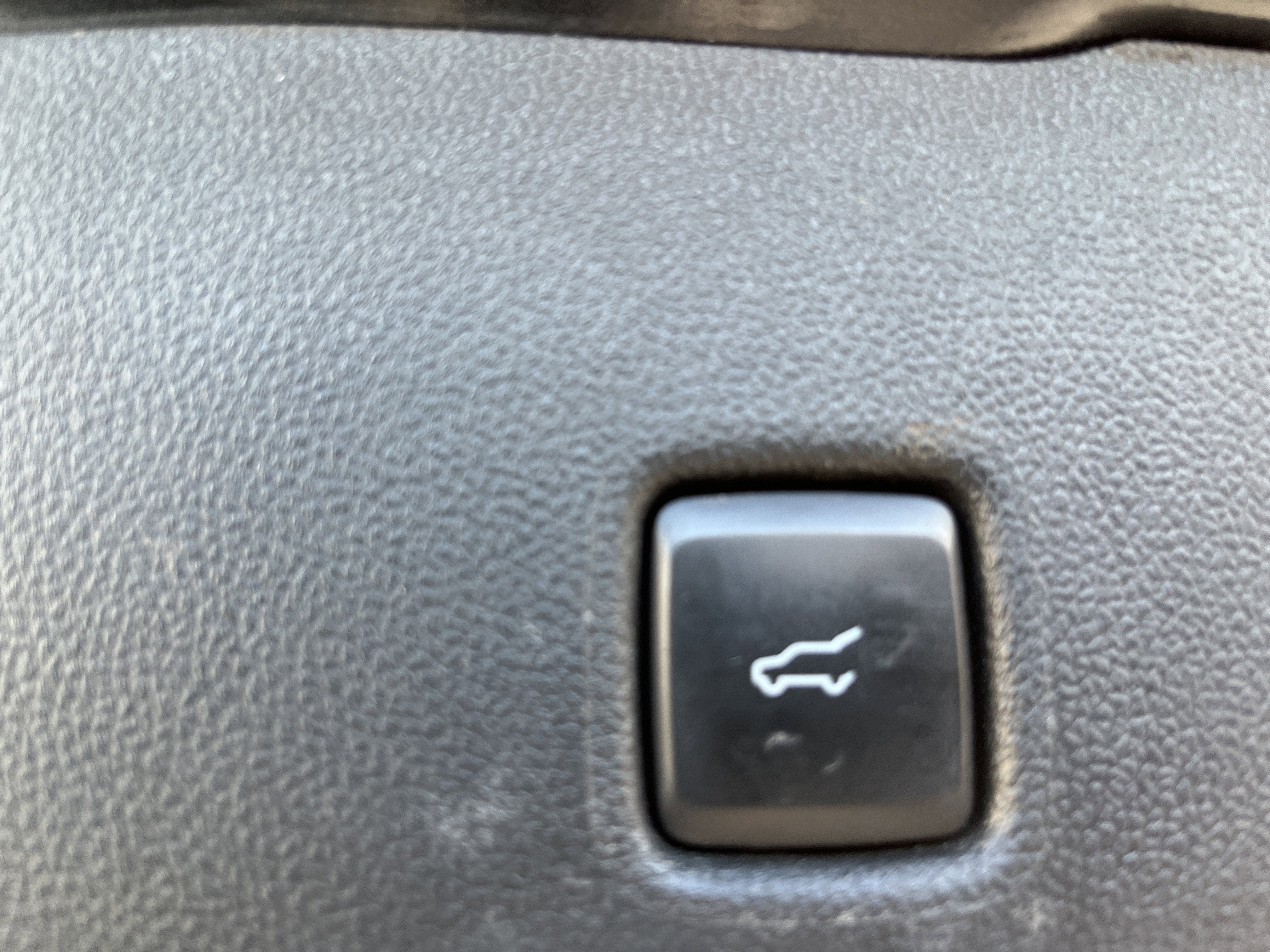 2022 Ford Escape Titanium Hybrid