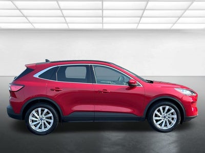 2022 Ford Escape Titanium