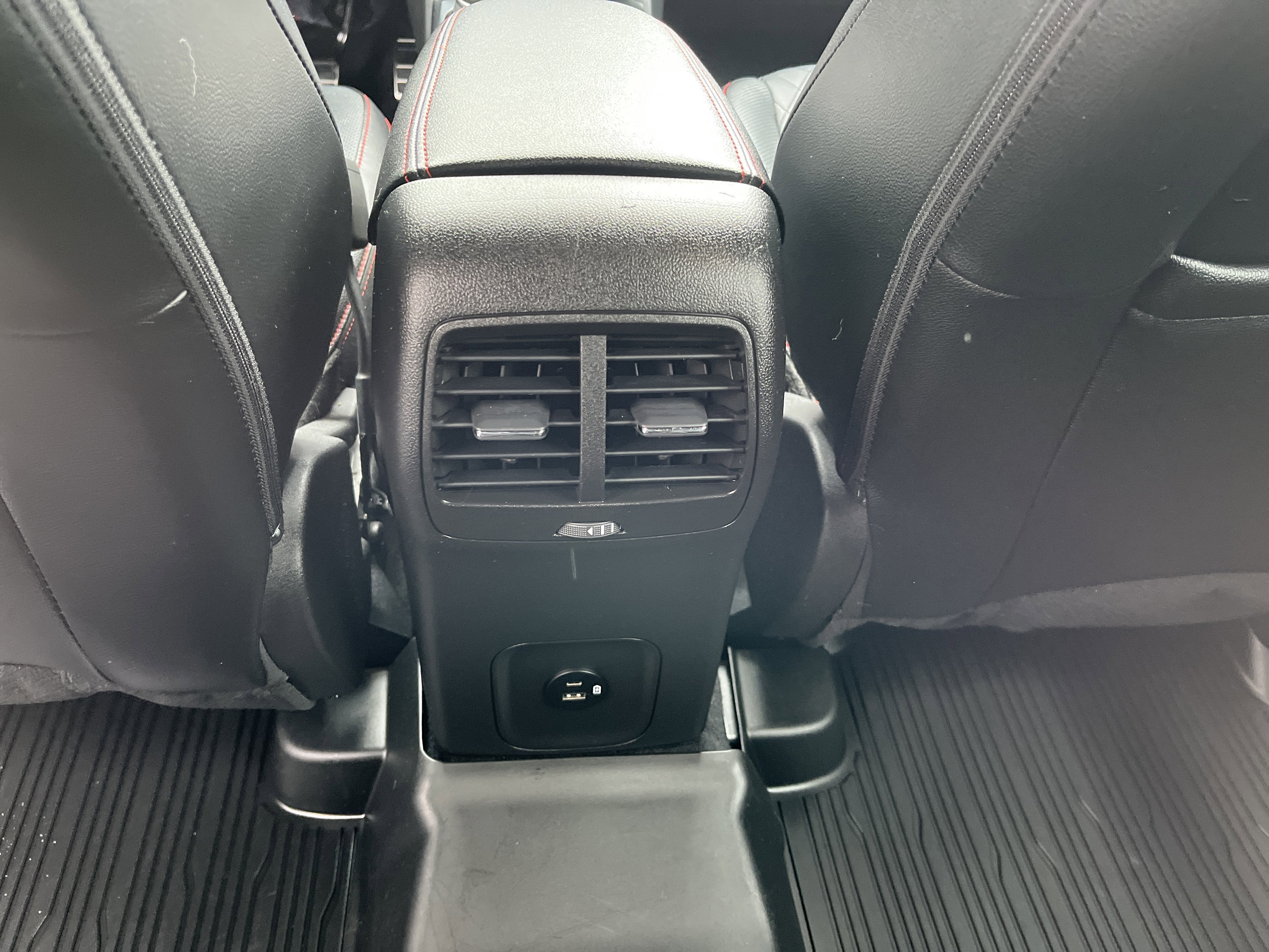 2023 Ford Escape ST-Line Elite