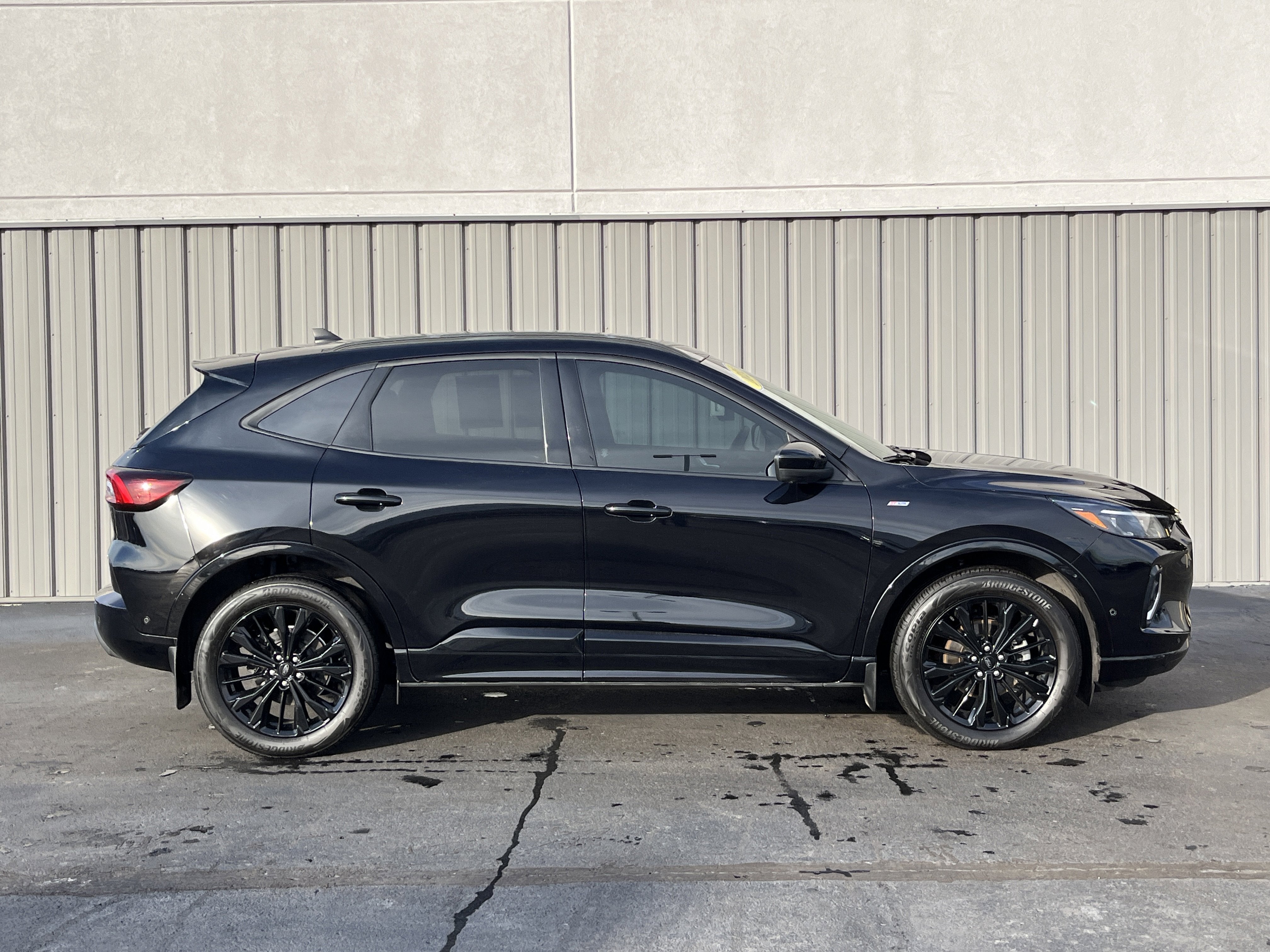 2023 Ford Escape ST-Line Elite