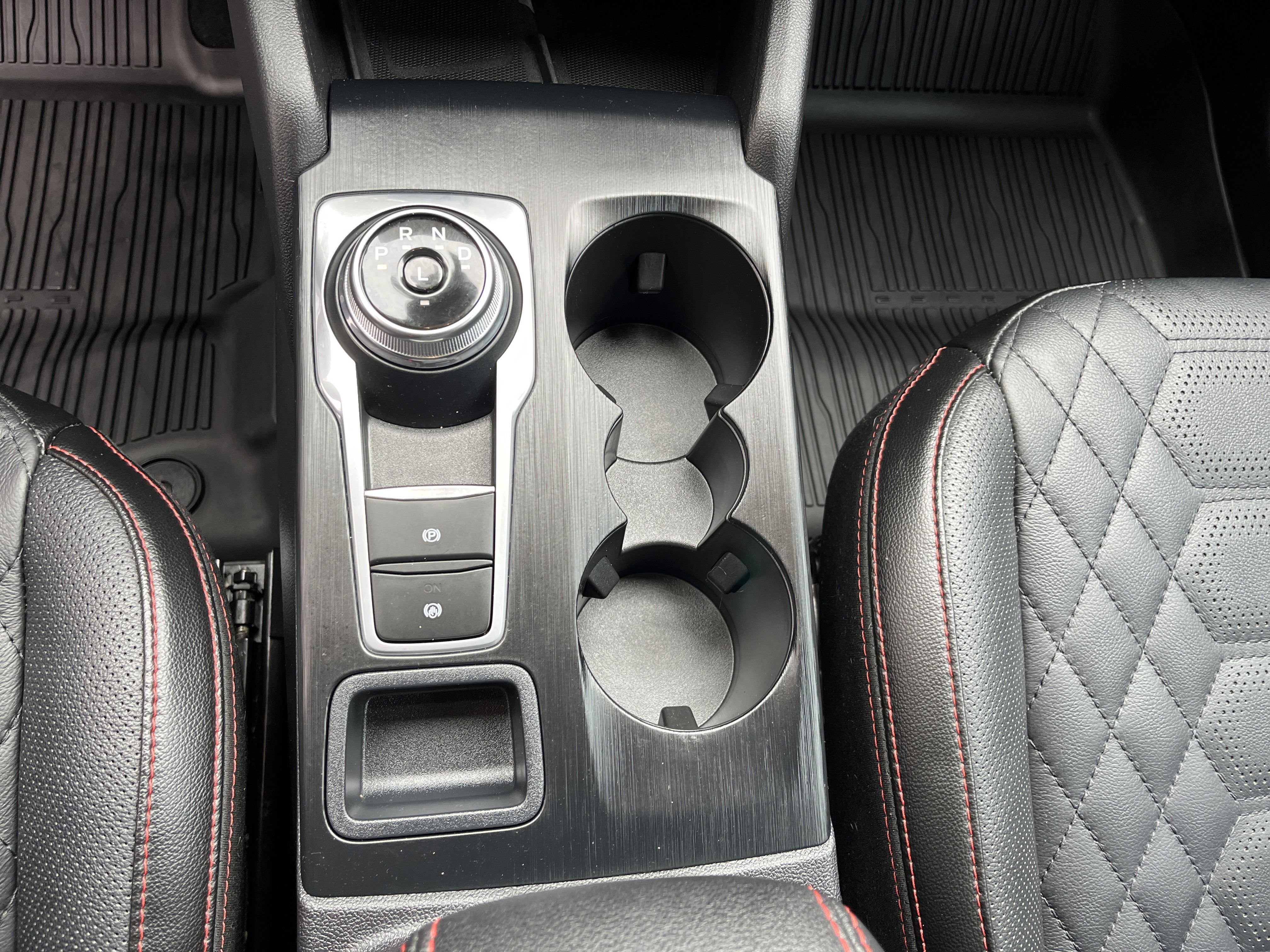 2023 Ford Escape ST-Line Elite