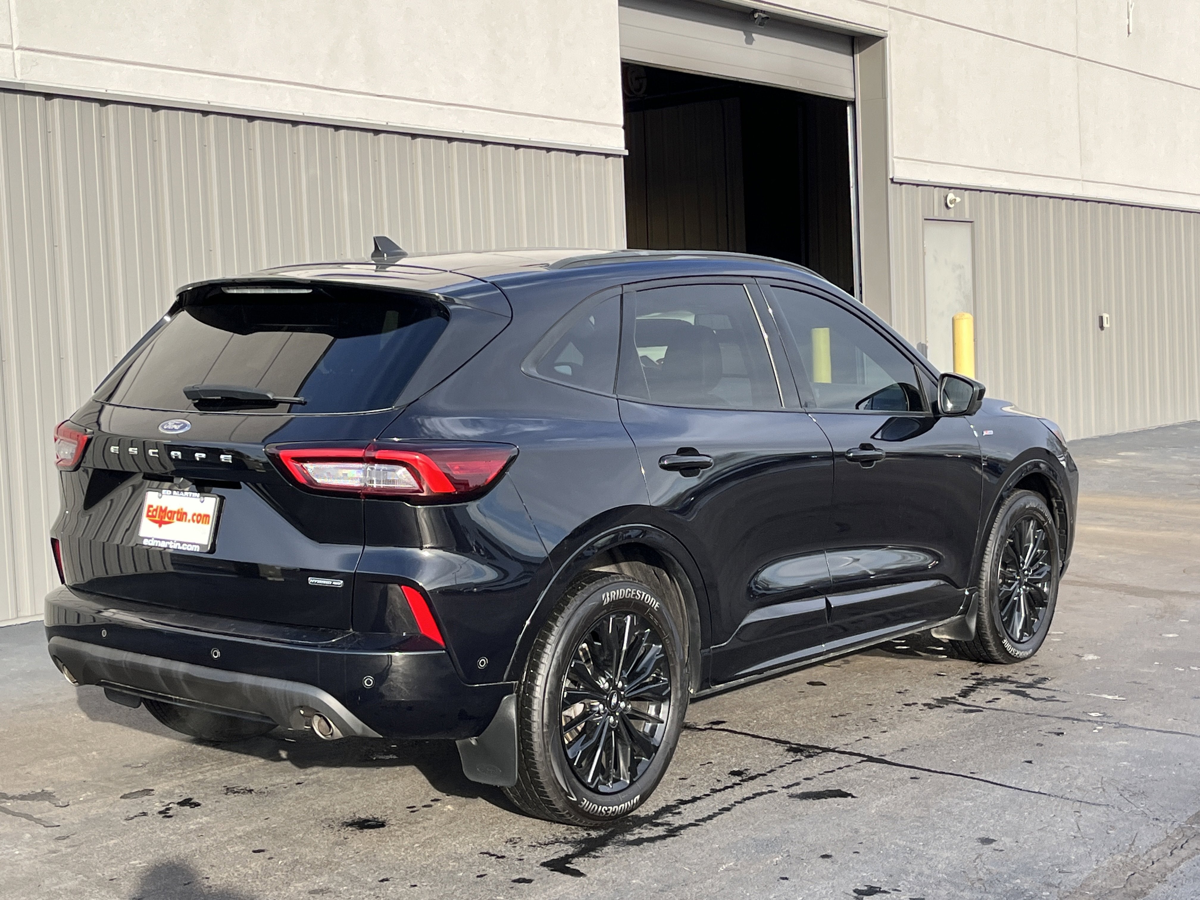 2023 Ford Escape ST-Line Elite