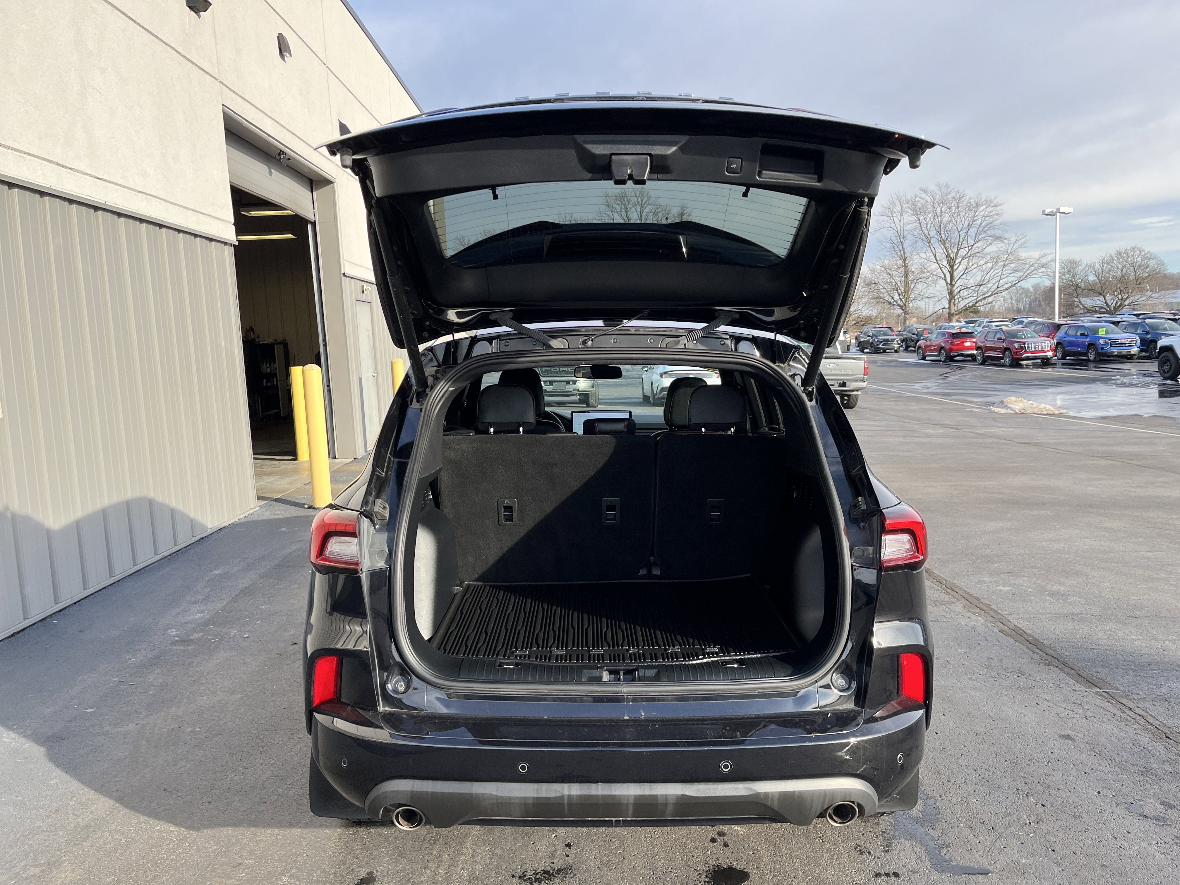 2023 Ford Escape ST-Line Elite