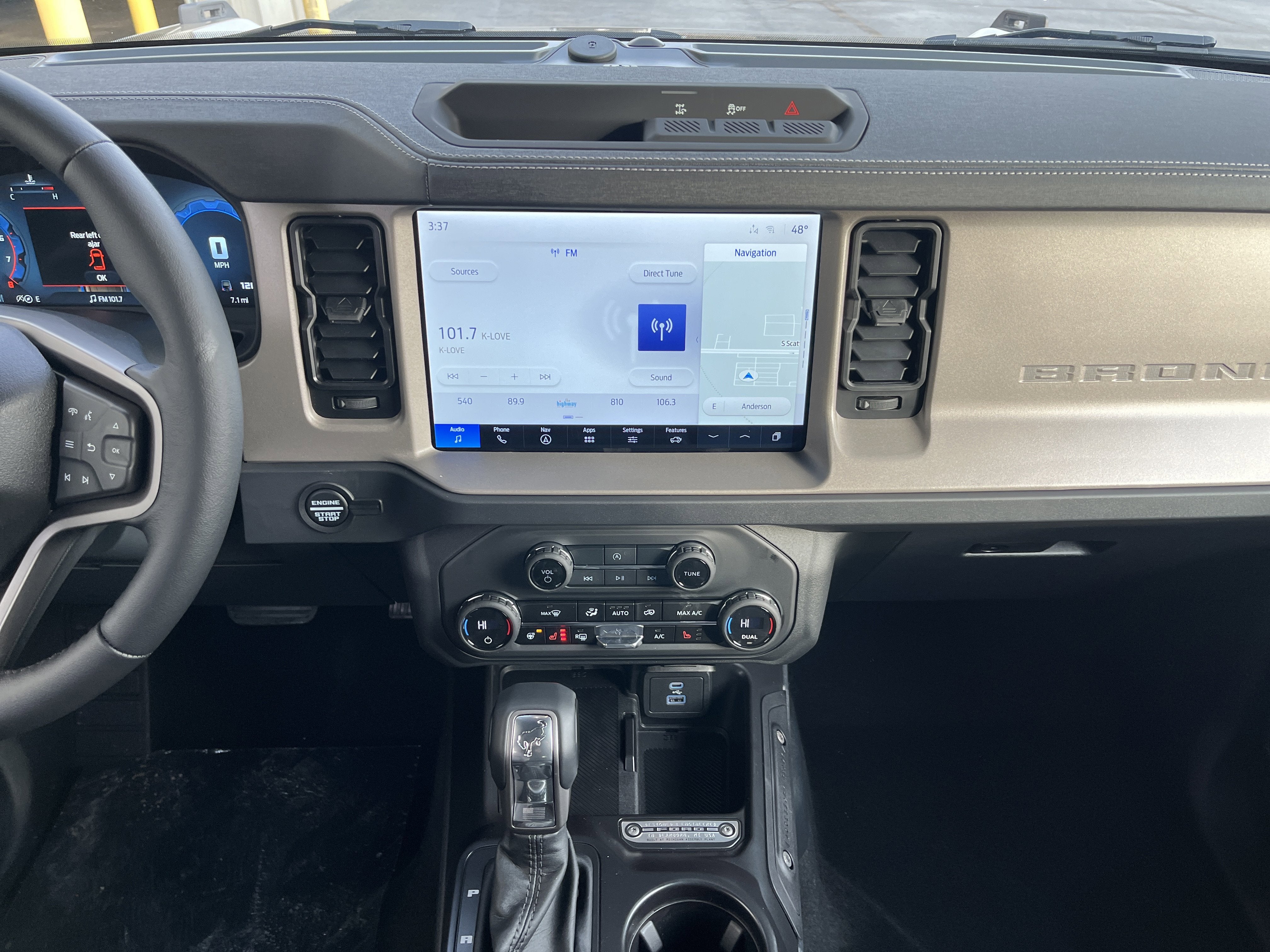 2025 Ford Bronco Outer Banks