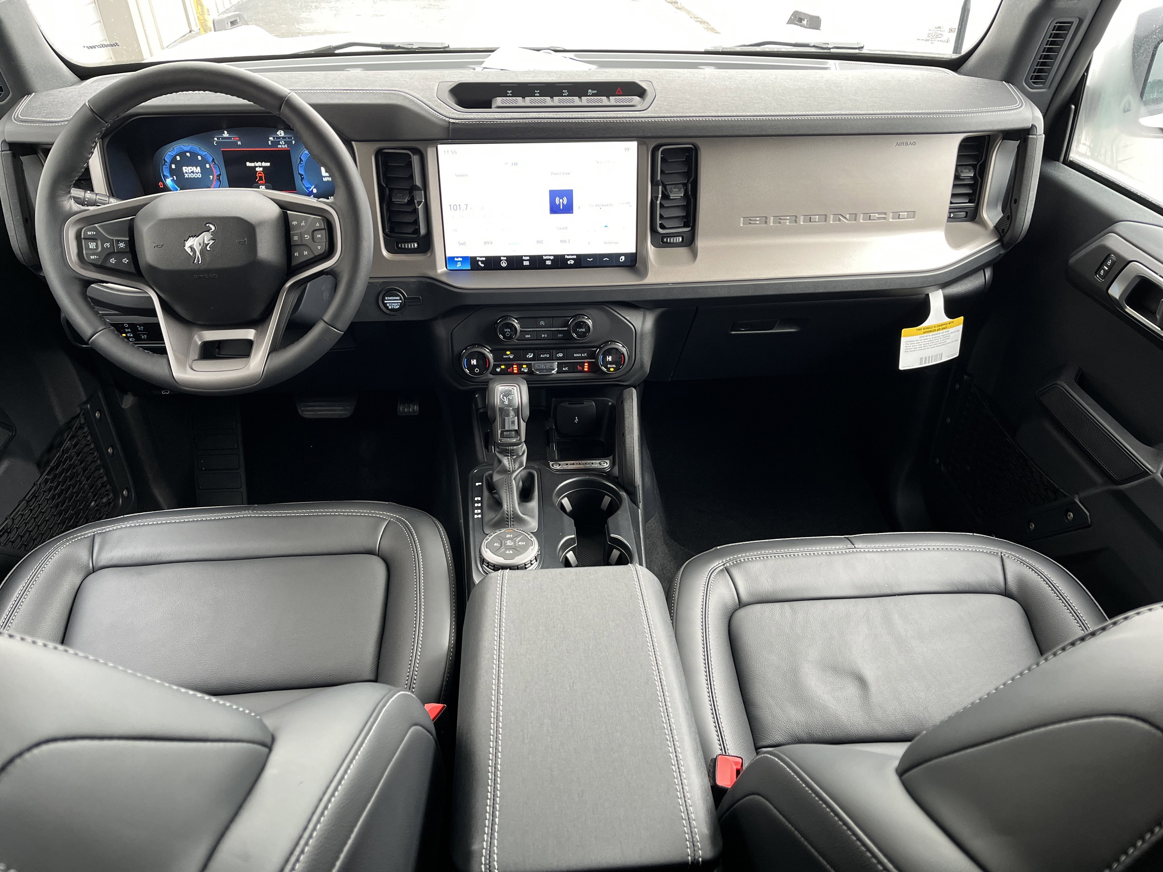 2025 Ford Bronco Outer Banks