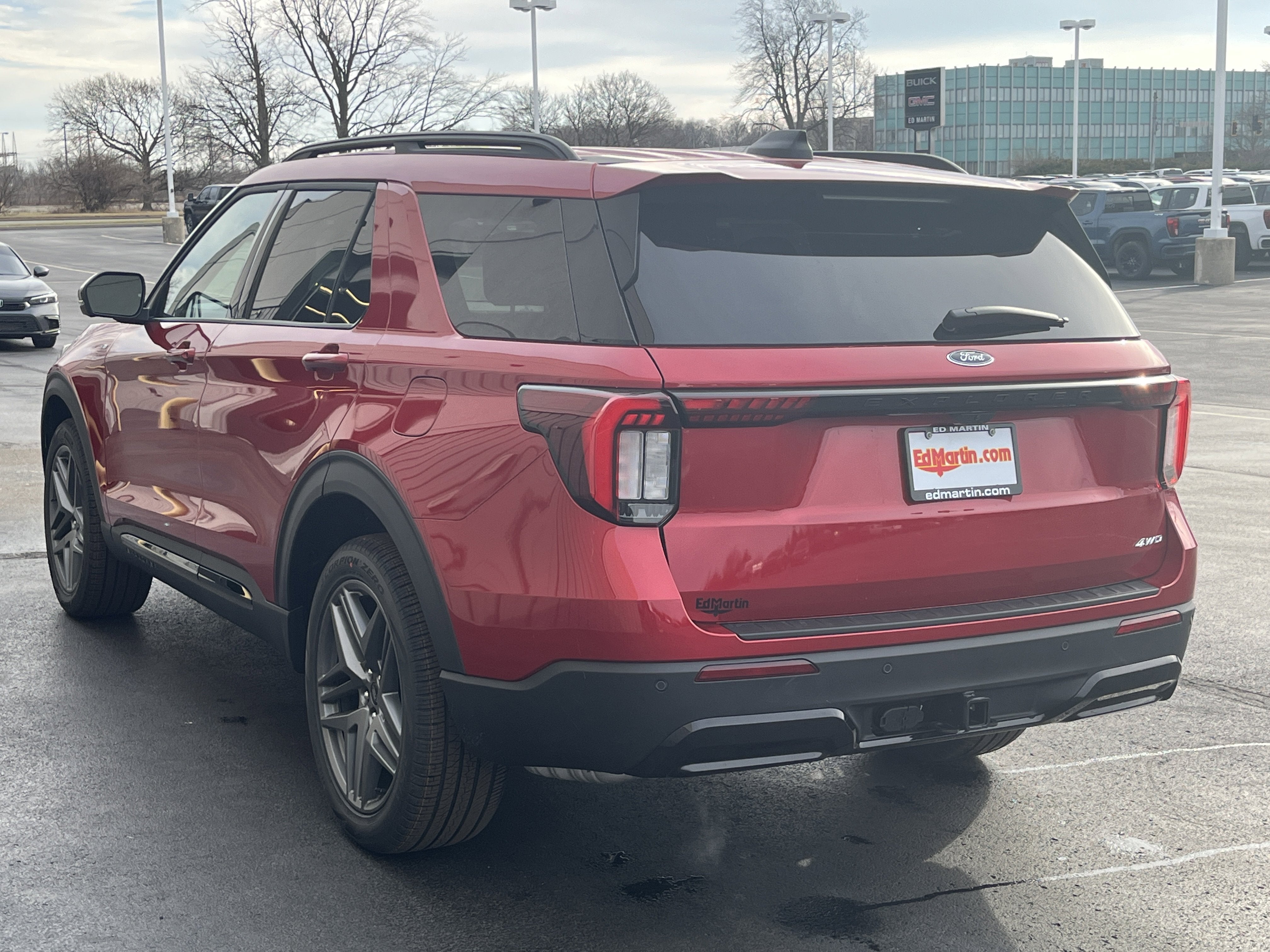 2026 Ford Explorer ST-Line
