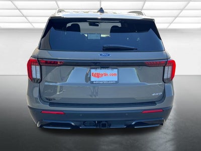 2026 Ford Explorer ST-Line