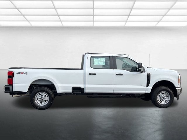 2027 Ford F-350SD XL