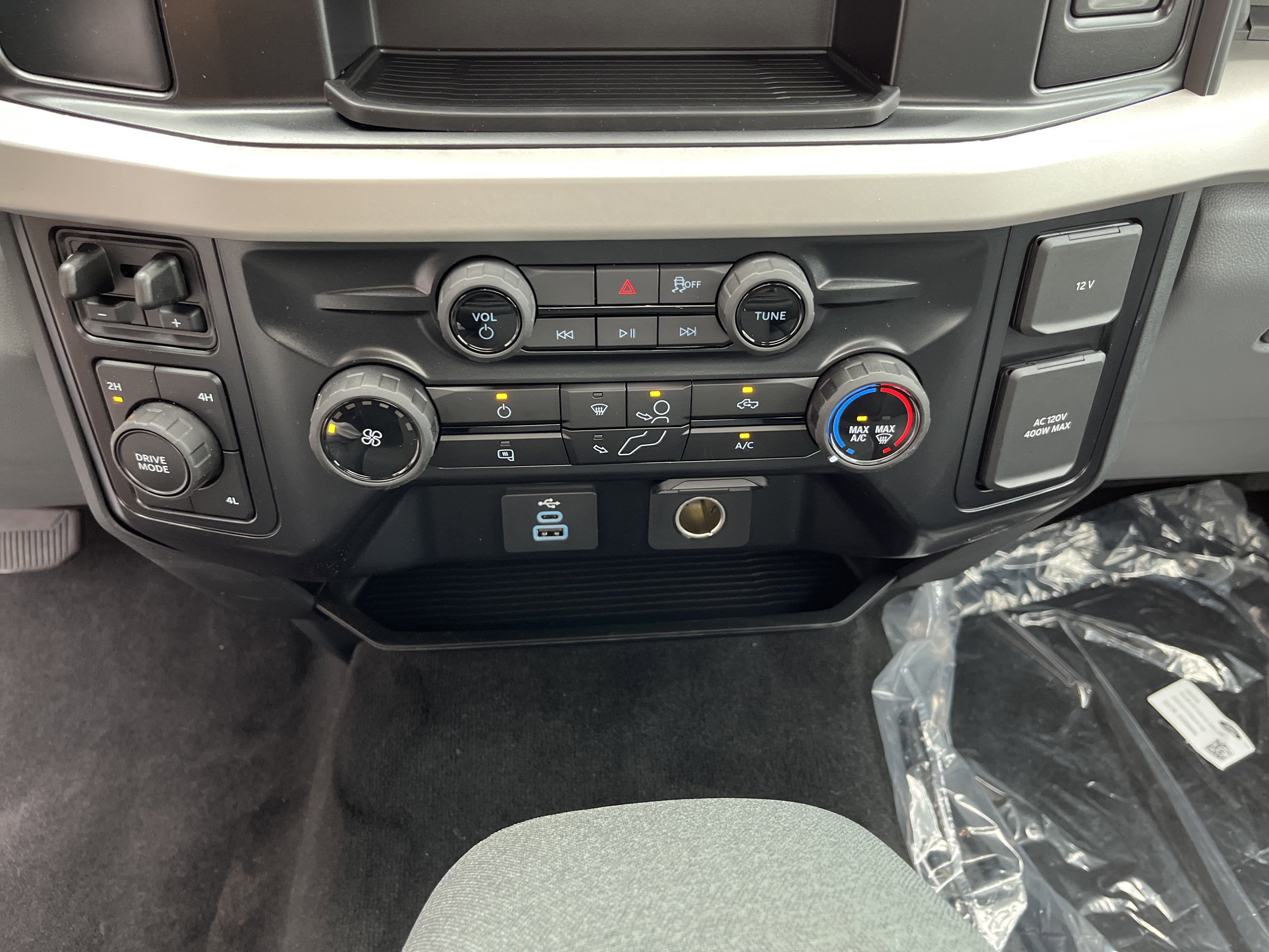 2025 Ford Super Duty F-250 SRW XLT