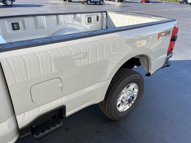 2026 Ford Super Duty F-350 SRW XLT