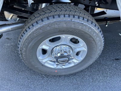 2026 Ford Super Duty F-350 SRW XLT