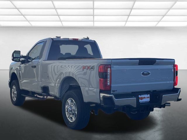 2026 Ford Super Duty F-350 SRW XLT