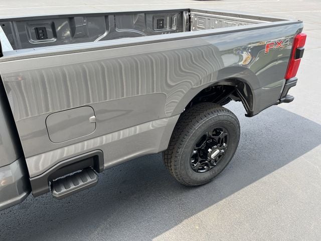 2025 Ford Super Duty F-350 SRW XL