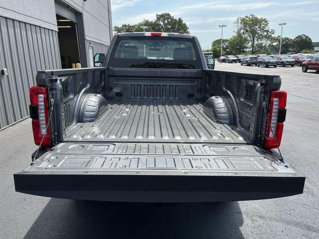 2025 Ford Super Duty F-350 SRW XL