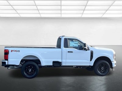 2025 Ford Super Duty F-350 SRW XL
