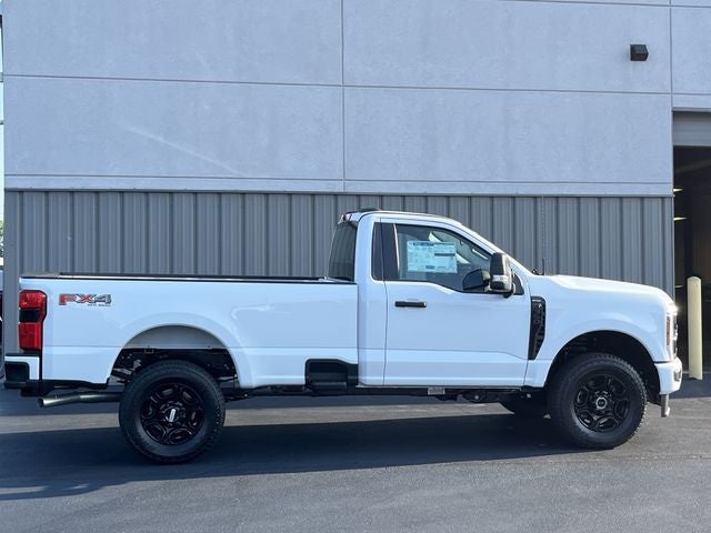 2025 Ford Super Duty F-350 SRW XL