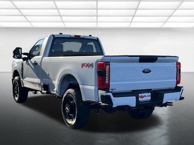2025 Ford Super Duty F-350 SRW XL