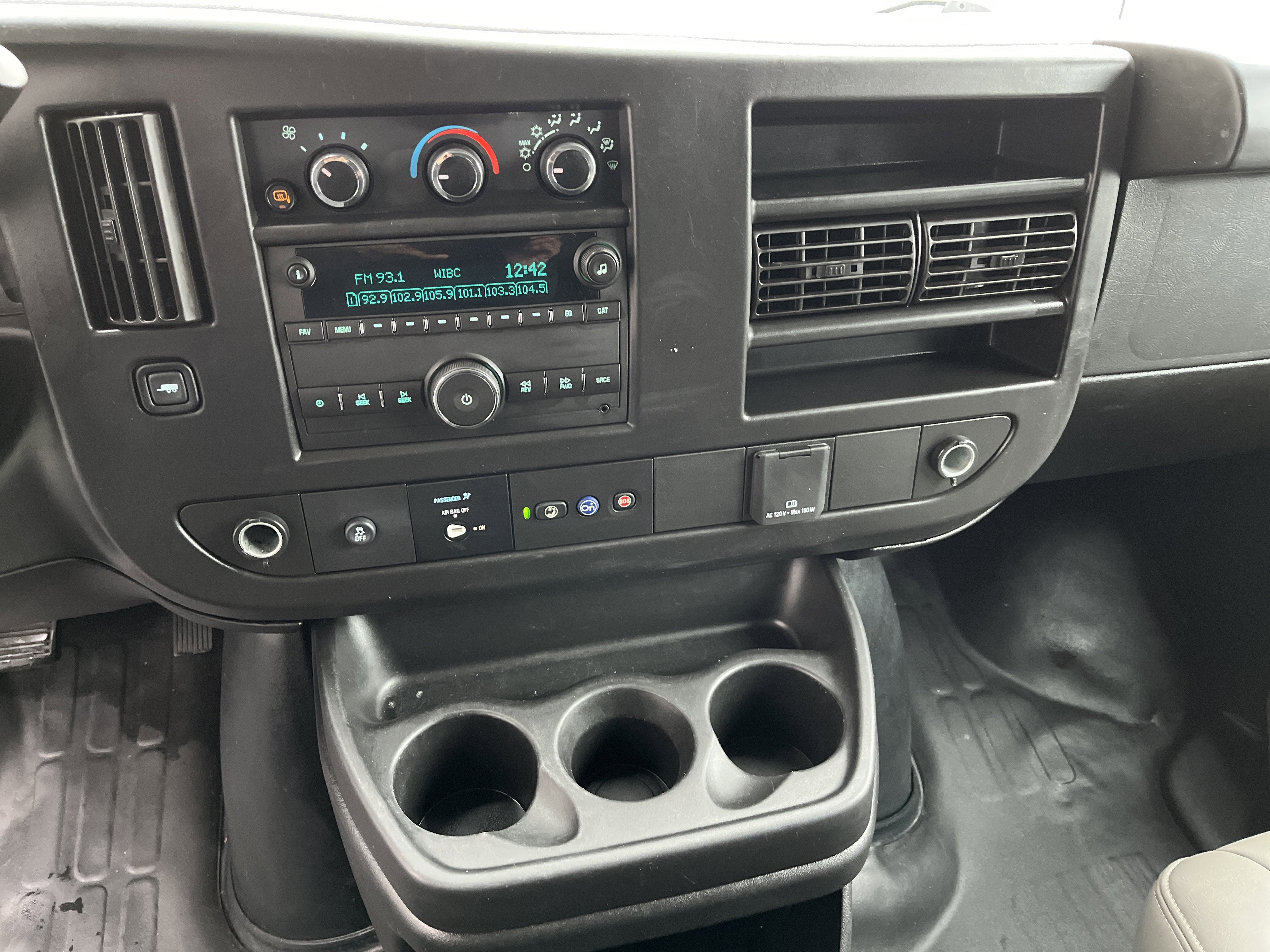 2023 Chevrolet Express Cargo Van 2500 RWD 155